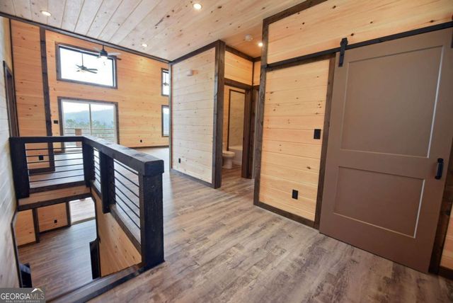 391 Crabapple Lane, Mineral Bluff, GA 30559