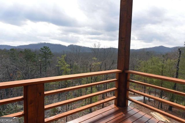 391 Crabapple Lane, Mineral Bluff, GA 30559