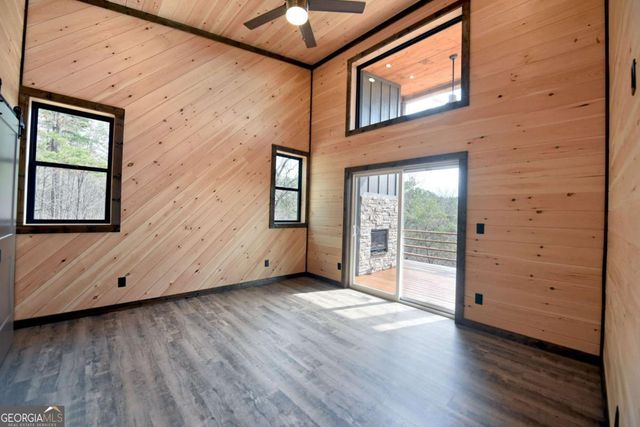 391 Crabapple Lane, Mineral Bluff, GA 30559