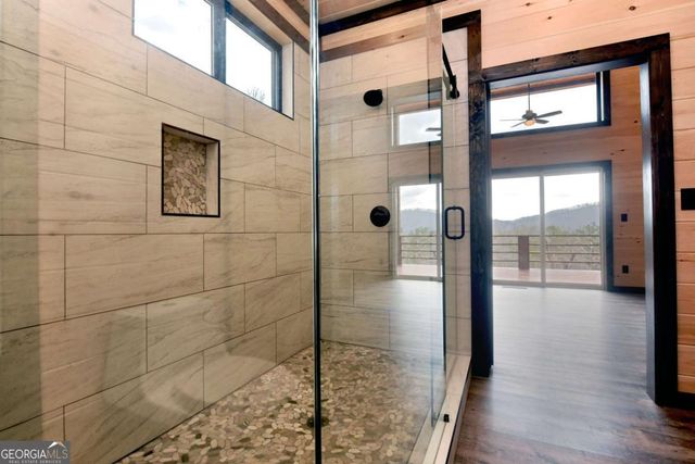 391 Crabapple Lane, Mineral Bluff, GA 30559