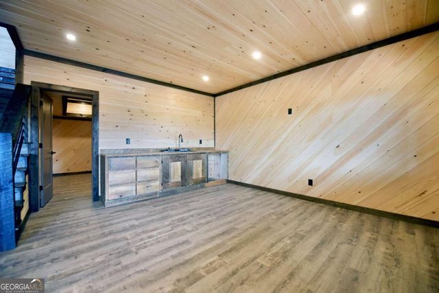 391 Crabapple Lane, Mineral Bluff, GA 30559