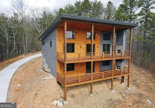 391 Crabapple Lane, Mineral Bluff, GA 30559