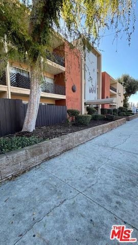 10200 De Soto Avenue 327, Chatsworth (los Angeles), CA 91311