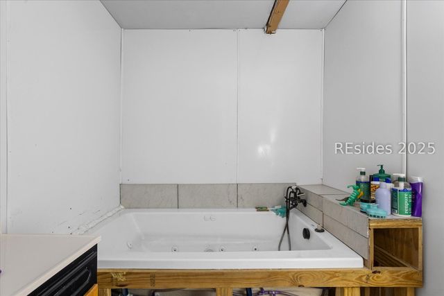 105 Furman Nixville Pkwy, Estill, SC 29918