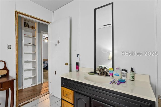 105 Furman Nixville Pkwy, Estill, SC 29918