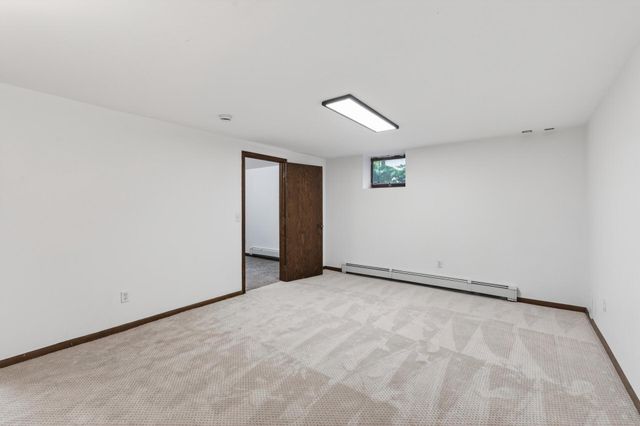 5590 Matterhorn Drive NE, Fridley, MN 55432