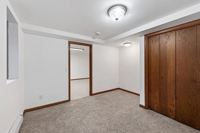 5590 Matterhorn Drive NE, Fridley, MN 55432