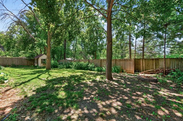 5590 Matterhorn Drive NE, Fridley, MN 55432