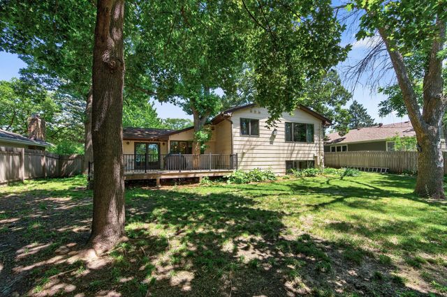 5590 Matterhorn Drive NE, Fridley, MN 55432