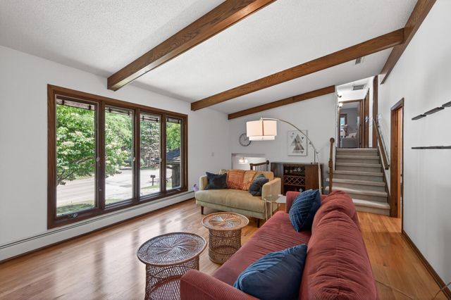 5590 Matterhorn Drive NE, Fridley, MN 55432