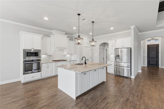 3220 Middleburg Green, Bryan, TX 77808