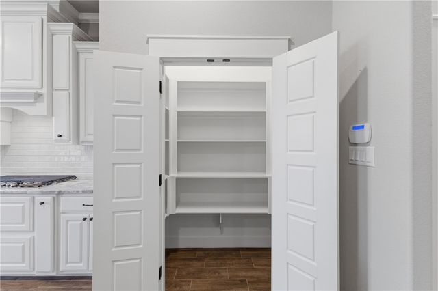 3220 Middleburg Green, Bryan, TX 77808