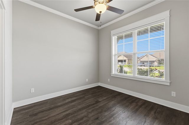 3220 Middleburg Green, Bryan, TX 77808