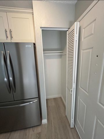 29629 29629 Mountain Oak Ct 50, Hayward, CA 94544