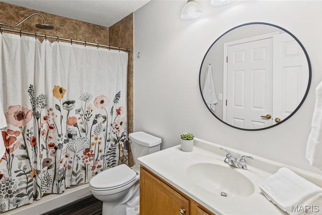 37 Jennifer Drive, Glen Carbon, IL 62034