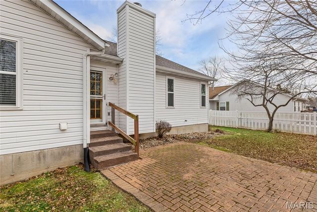 37 Jennifer Drive, Glen Carbon, IL 62034