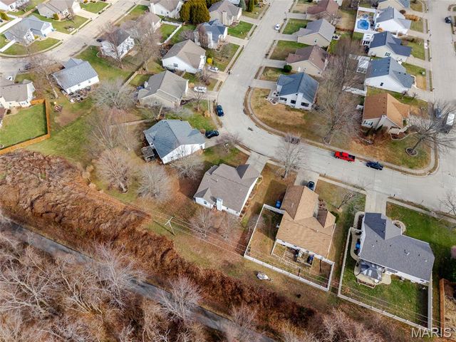 37 Jennifer Drive, Glen Carbon, IL 62034