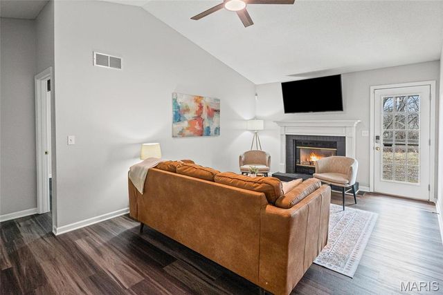 37 Jennifer Drive, Glen Carbon, IL 62034