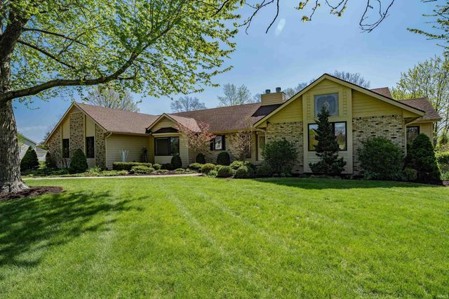 2821 Emerald Lake Drive, Fort Wayne, IN 46804