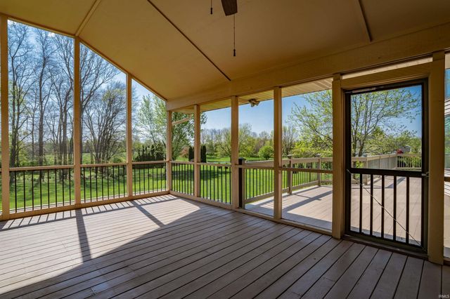 2821 Emerald Lake Drive, Fort Wayne, IN 46804