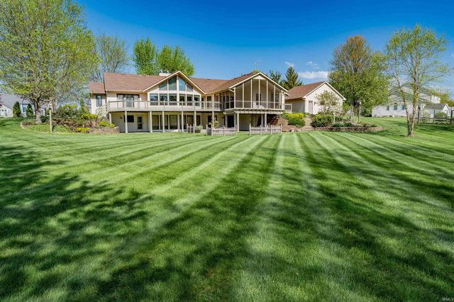 2821 Emerald Lake Drive, Fort Wayne, IN 46804