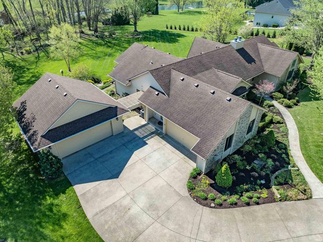 2821 Emerald Lake Drive, Fort Wayne, IN 46804