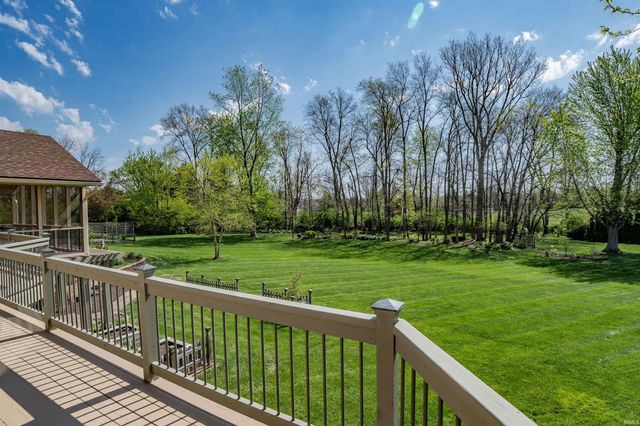 2821 Emerald Lake Drive, Fort Wayne, IN 46804