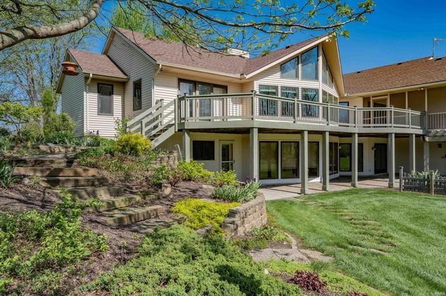 2821 Emerald Lake Drive, Fort Wayne, IN 46804
