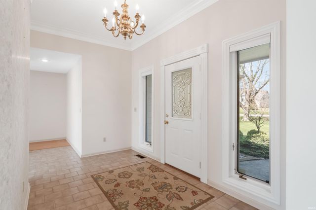 2821 Emerald Lake Drive, Fort Wayne, IN 46804