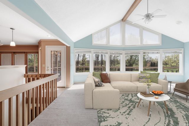 2821 Emerald Lake Drive, Fort Wayne, IN 46804