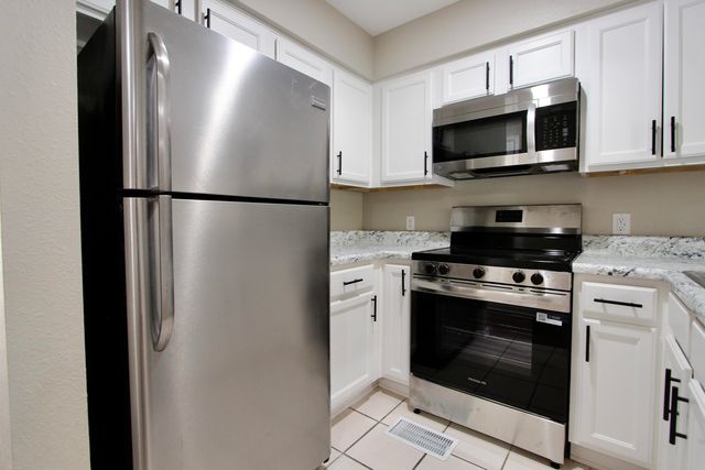 200 White Street, 6, Niceville, FL 32578