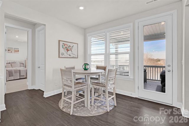 309 W Waterlynn Road, Mooresville, NC 28117