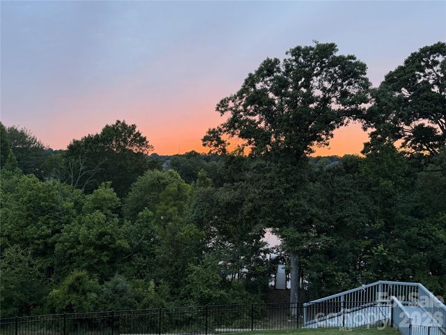 309 W Waterlynn Road, Mooresville, NC 28117