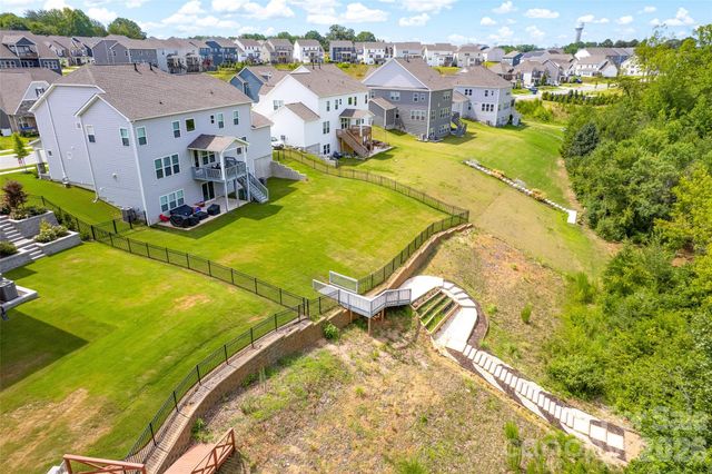 309 W Waterlynn Road, Mooresville, NC 28117