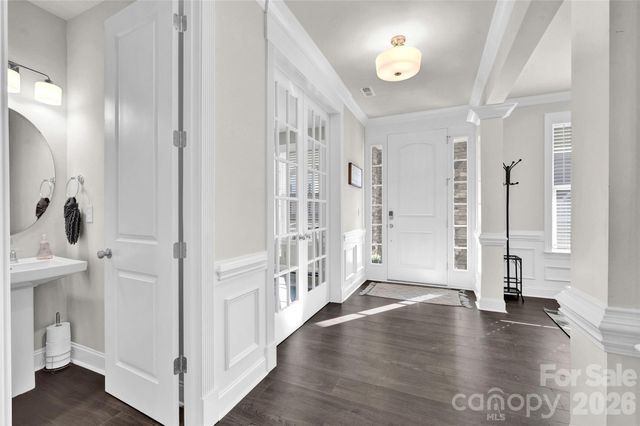 309 W Waterlynn Road, Mooresville, NC 28117