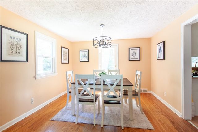 100 Newcastle Road, Rochester, NY 14610