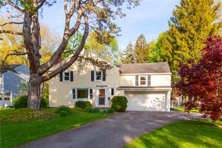 100 Newcastle Road, Rochester, NY 14610