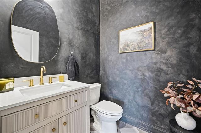 808 Mackay Creek, Woodstock, GA 30188