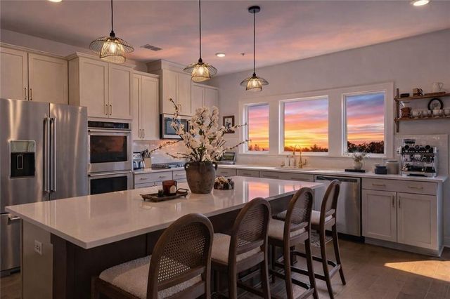 808 Mackay Creek, Woodstock, GA 30188