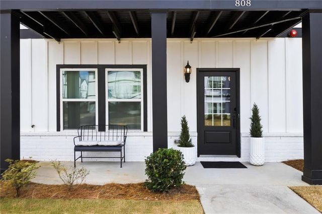 808 Mackay Creek, Woodstock, GA 30188