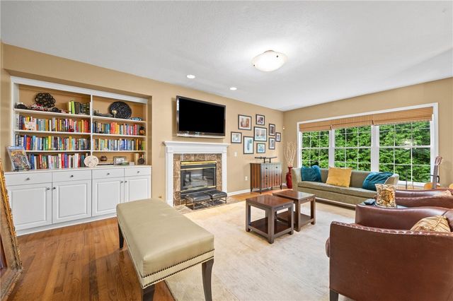 1 Elatia Circle, Pittsford, NY 14534