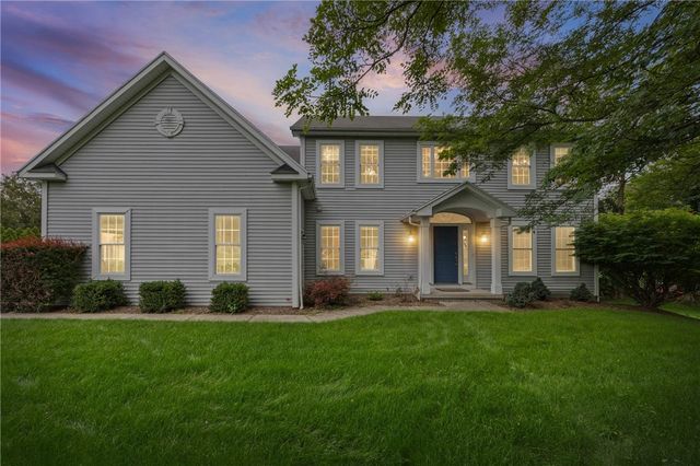 1 Elatia Circle, Pittsford, NY 14534