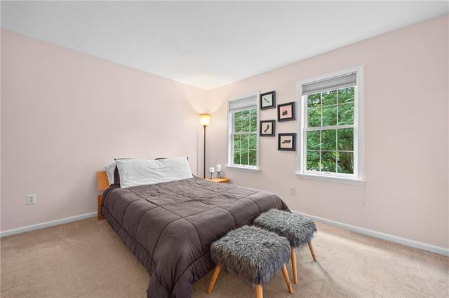 1 Elatia Circle, Pittsford, NY 14534