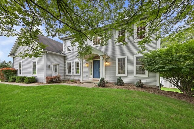1 Elatia Circle, Pittsford, NY 14534