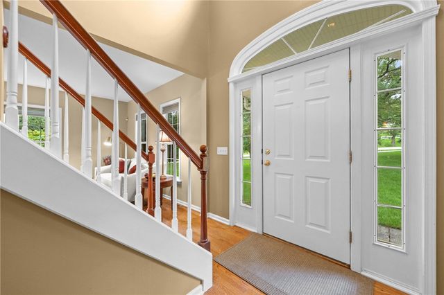 1 Elatia Circle, Pittsford, NY 14534