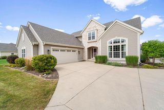 608 Prairie Hill AVENUE, Mukwonago, WI 53149