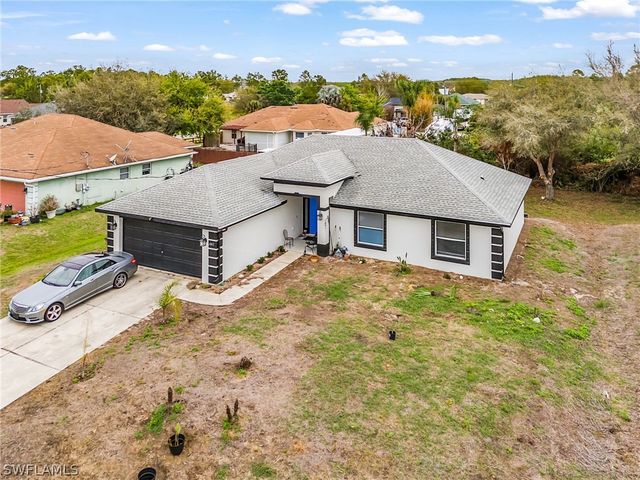 442 Willowbrook DR, Lehigh Acres, FL 33972