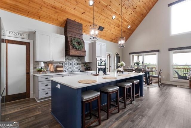 610 Cedar Creek Road, Cartersville, GA 30121