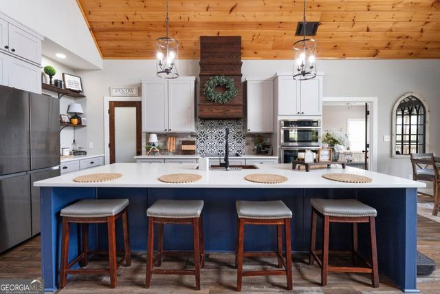 610 Cedar Creek Road, Cartersville, GA 30121