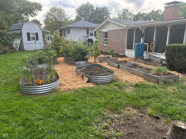 3227 Meadowcrest Drive, Anderson, IN 46011